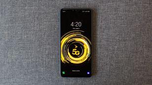 Phones shipments face their worst decline ever, Gartner says Phones shipments face their worst decline ever, Gartner says
