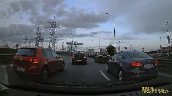 Обзор видеорегистратора Mio MiVue i88: все под контролем Обзор видеорегистратора Mio MiVue i88: все под контролем