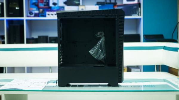 Обзор корпуса для ПК AeroCool Scar RGB - интересный среднебюджетник Обзор корпуса для ПК AeroCool Scar RGB - интересный среднебюджетник