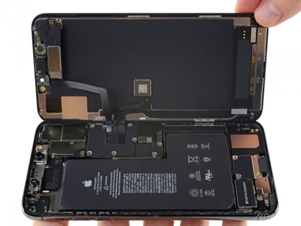 Разбираем на части iPhone 11 (15 фото)