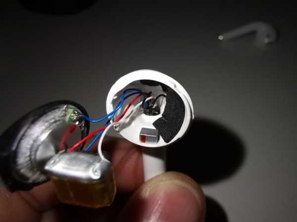 Анатомия подделки. AirPods 2 Анатомия подделки. AirPods 2