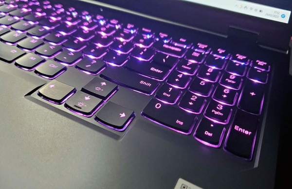 Обзор Lenovo Legion Pro 7i: ультрапроизводительного ноутбука для геймеров Обзор Lenovo Legion Pro 7i: ультрапроизводительного ноутбука для геймеров
