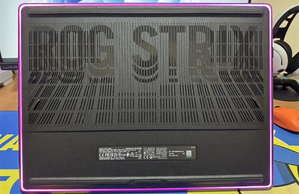 Обзор Asus ROG Strix Scar 18 (2025): невероятно мощного игрового ноутбука с RTX 5090 Обзор Asus ROG Strix Scar 18 (2025): невероятно мощного игрового ноутбука с RTX 5090