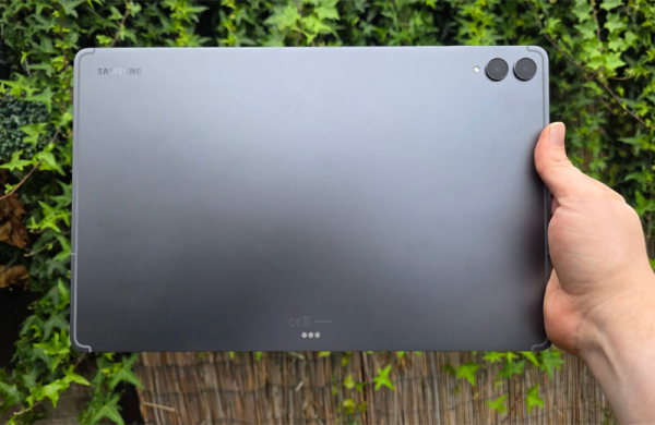 Samsung Galaxy Tab S11 Ultra: Обзор планшета 14,6-дюйм заменяющего ноутбук