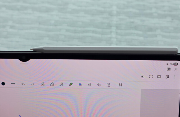 Samsung Galaxy Tab S11 Ultra: Обзор планшета 14,6-дюйм заменяющего ноутбук