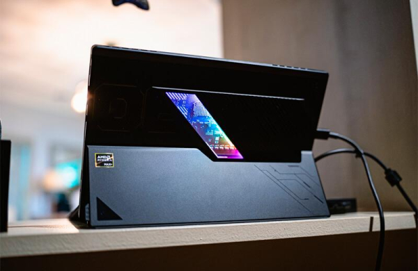 Обзор Asus ROG Flow Z13 (2025): мощного игрового планшета 2-в-1 с дисплеем 180 Гц Обзор Asus ROG Flow Z13 (2025): мощного игрового планшета 2-в-1 с дисплеем 180 Гц