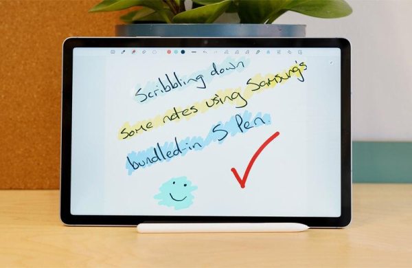 Обзор Samsung Galaxy Tab S10 FE: фанатская версия топ-планшета с бесплатным стилусом Обзор Samsung Galaxy Tab S10 FE: фанатская версия топ-планшета с бесплатным стилусом