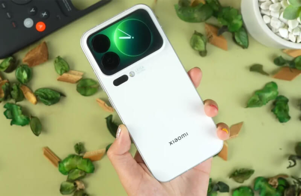 Xiaomi 17 Pro: Обзор смартфона для профессионалов с двумя дисплеями