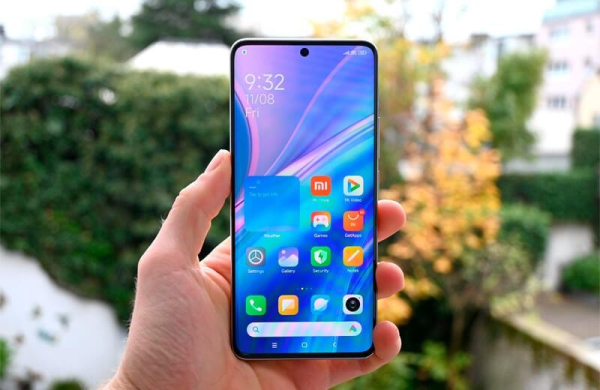Обзор Xiaomi Redmi Note 14 Pro+: стильного смартфона с множеством недостатков