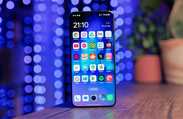Обзор Realme 14 Pro+: смартфона с интересным дизайном и тремя вспышками