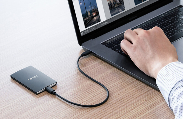 ТОП-10 лучших внешних накопителей 2026 года: рейтинг SSD, NVMe и HDD для видеомонтажа, NAS-серверов и хранения данных ТОП-10 лучших внешних накопителей 2026 года: рейтинг SSD, NVMe и HDD для видеомонтажа, NAS-серверов и хранения данных