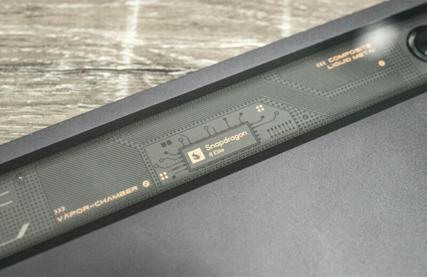 Обзор ZTE nubia RedMagic Astra: компактного игрового планшета с дисплеем 165 Гц Обзор ZTE nubia RedMagic Astra: компактного игрового планшета с дисплеем 165 Гц
