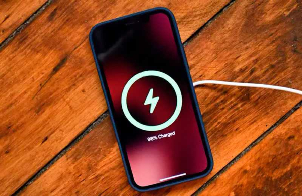 Обзор Apple iPhone 12: лучший iPhone для большинства Обзор Apple iPhone 12: лучший iPhone для большинства