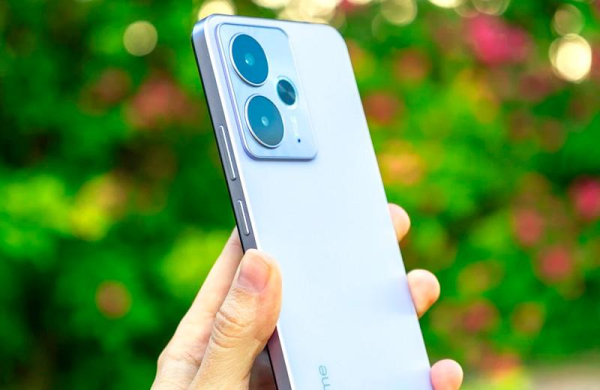 Обзор Realme 14T 5G: автономного смартфона с AMOLED-экраном и водозащитой