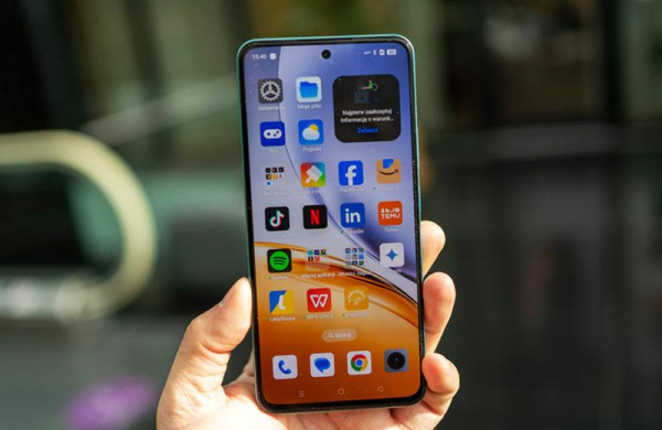 Обзор Realme 14T 5G: автономного смартфона с AMOLED-экраном и водозащитой