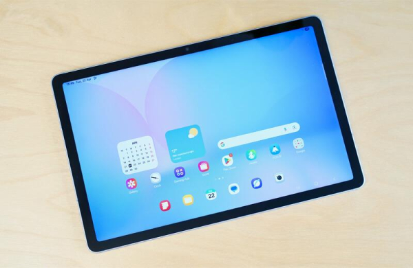 Обзор Samsung Galaxy Tab S10 FE: фанатская версия топ-планшета с бесплатным стилусом Обзор Samsung Galaxy Tab S10 FE: фанатская версия топ-планшета с бесплатным стилусом