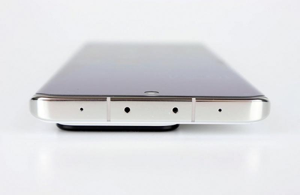 Обзор Xiaomi 13 Pro: лучшего смартфона флагмана за последние несколько лет