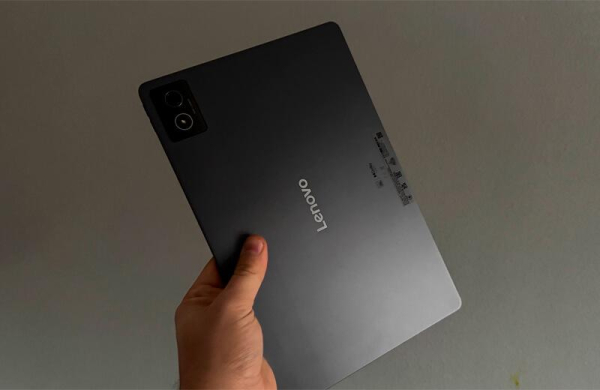 Обзор Lenovo Idea Tab Pro: гигантского планшета для мультимедиа и фильмов Обзор Lenovo Idea Tab Pro: гигантского планшета для мультимедиа и фильмов
