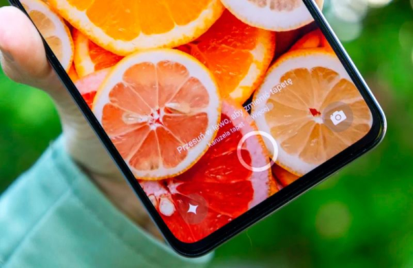 Обзор Realme 14T 5G: автономного смартфона с AMOLED-экраном и водозащитой