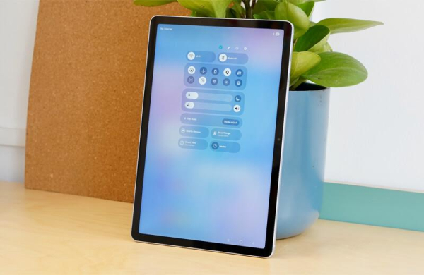 Обзор Samsung Galaxy Tab S10 FE: фанатская версия топ-планшета с бесплатным стилусом Обзор Samsung Galaxy Tab S10 FE: фанатская версия топ-планшета с бесплатным стилусом
