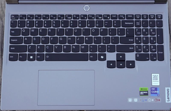 Обзор Lenovo Legion 5: среднего ноутбука для игр с дисплеем 165 Гц Обзор Lenovo Legion 5: среднего ноутбука для игр с дисплеем 165 Гц