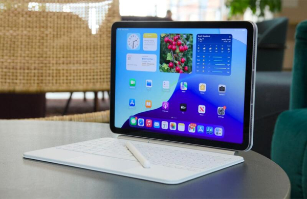 Обзор Apple iPad Air 11 (2025): мощного планшета с производительностью уровня ПК