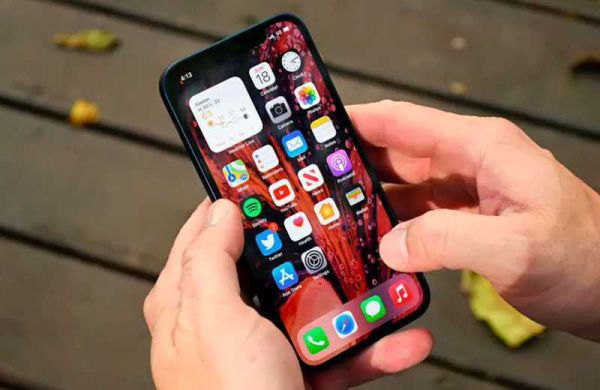Обзор Apple iPhone 12: лучший iPhone для большинства Обзор Apple iPhone 12: лучший iPhone для большинства