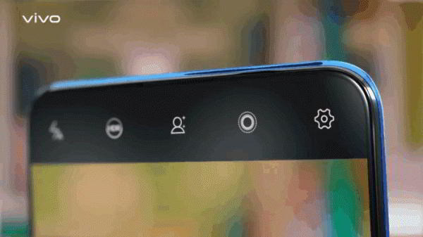 Обзор смартфона Vivo V15 Pro: с "выпрыгивающей" селфи-камерой Обзор смартфона Vivo V15 Pro: с "выпрыгивающей" селфи-камерой